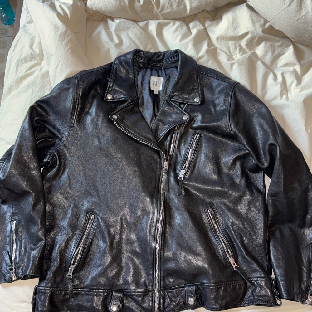 *SUMMER CLOSET SALE* GAP Black Leather Jacket